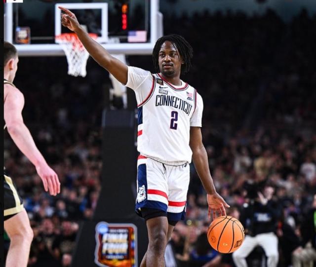 虎扑体育-包揽康大卫冕两连MOP 牛顿选秀为何却被无限看衰？